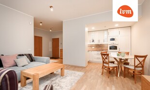 Sadama tänav 4, Pärnu