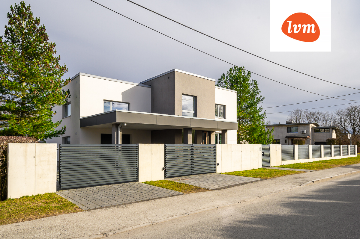 Tamme puiestee 90, Tammelinn, Tartu