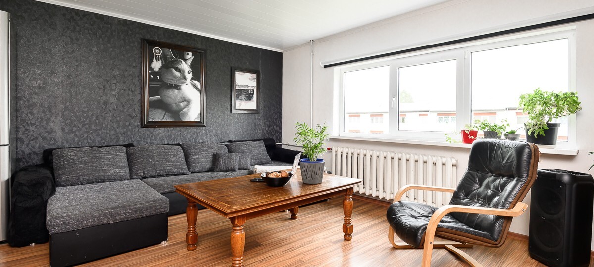 Surju keskus 6, Pärnu maakond, Saarde vald, Surju küla