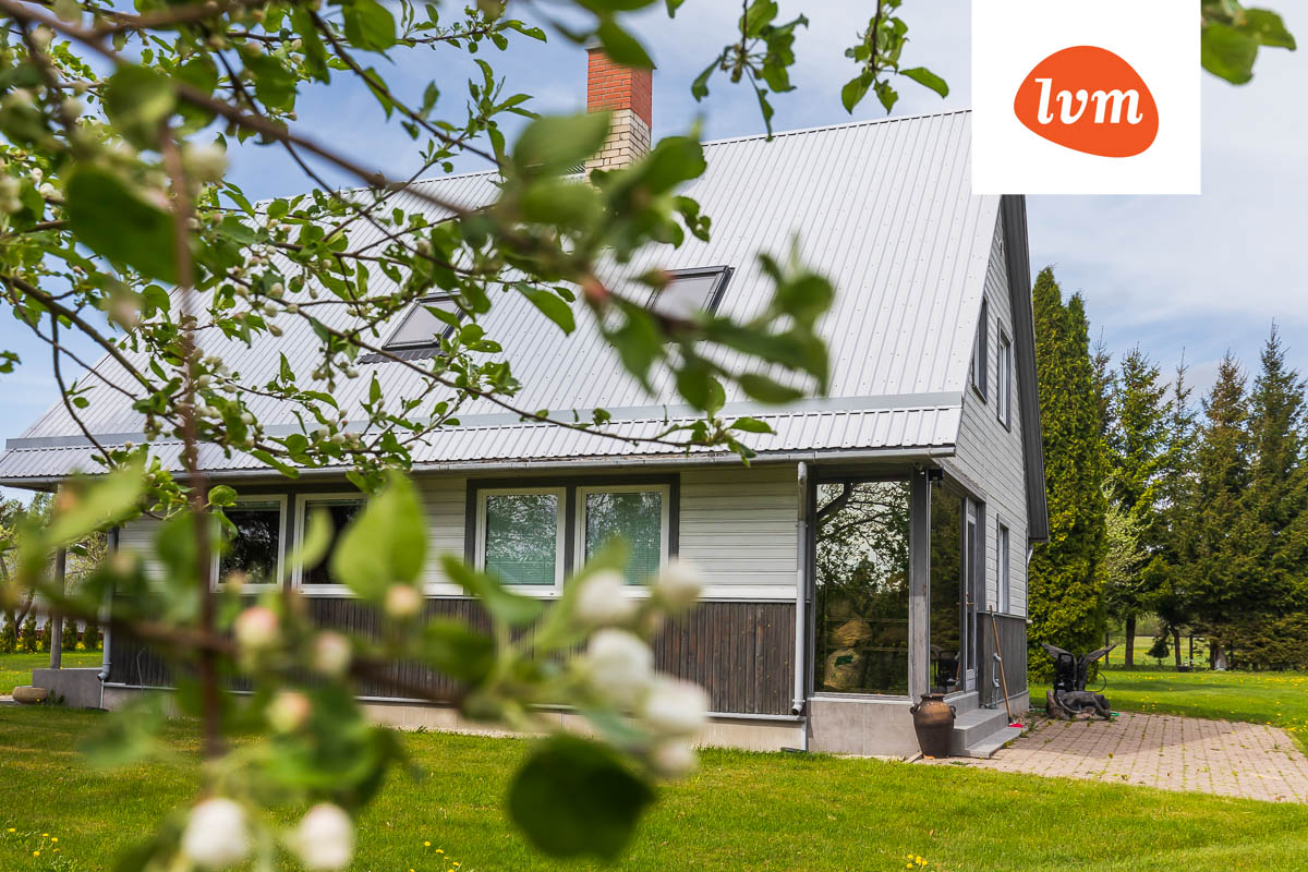 Koolimaja tee 21, Pulli küla, Tori vald