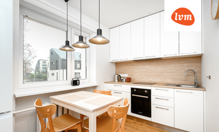 Karusselli 93, Pärnu