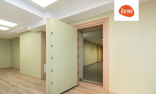 Vallikraavi 2, Tartu