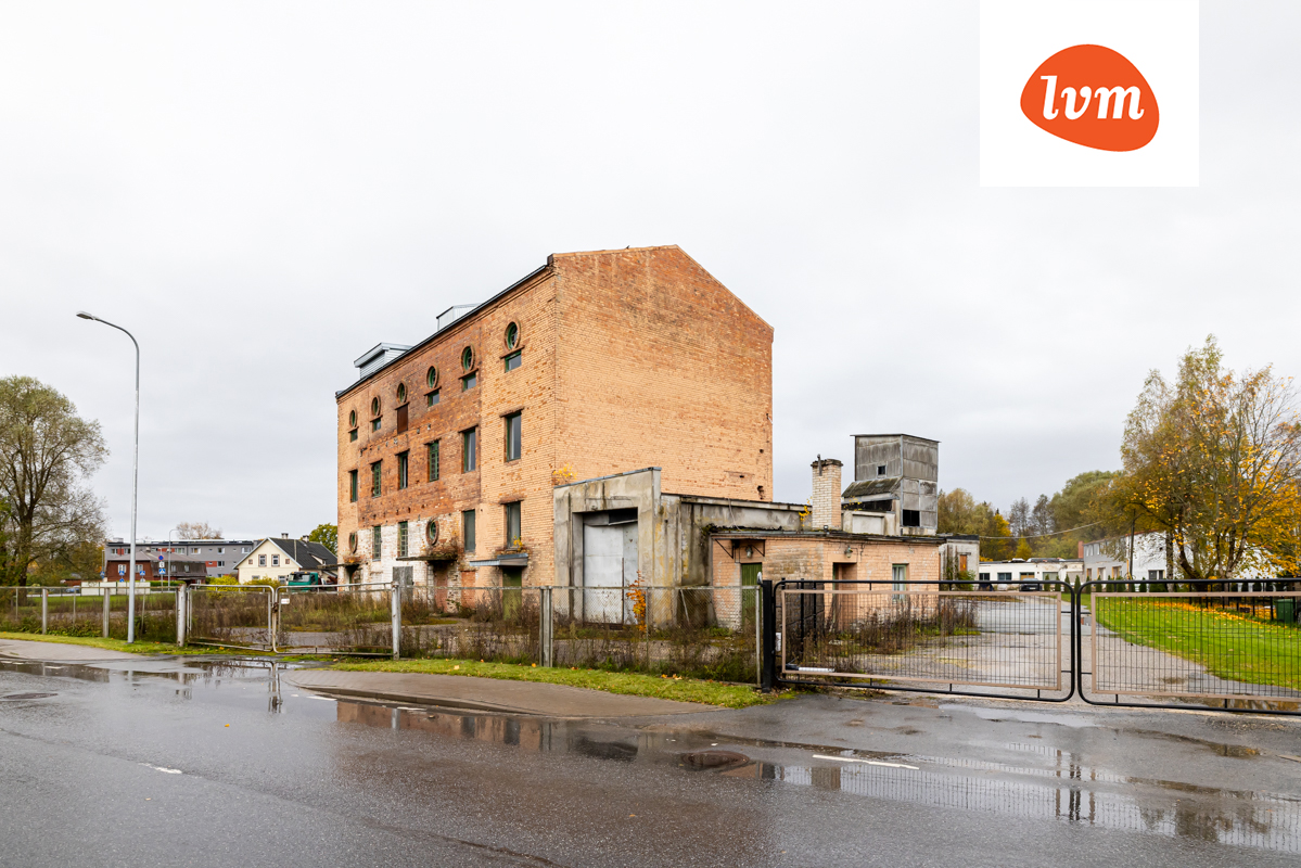 Jaama tänav 1, Rapla linn, Rapla vald