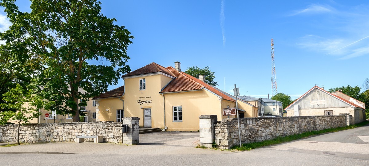 Tallinna 21, Saare maakond, Saaremaa vald, Kuressaare linn