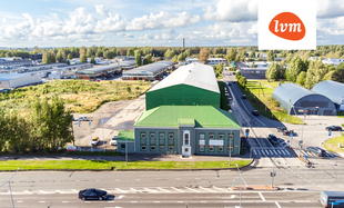 Papiniidu tänav 9, Pärnu