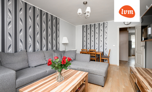 Karusselli tänav 93, Pärnu