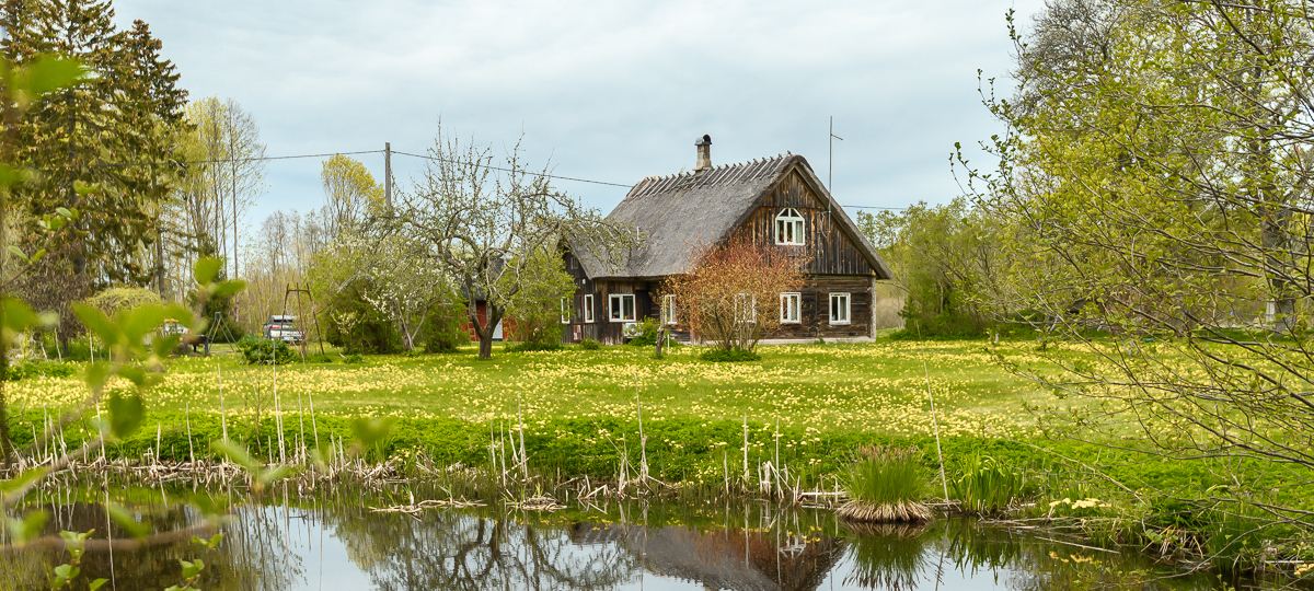 Simmu , Saare maakond, Saaremaa vald, Läbara