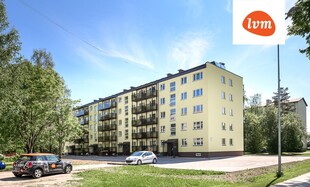 Kooli  7a, Tori vald