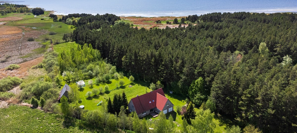 Männituka , Pärnu maakond, Häädemeeste vald, Tahkuranna küla