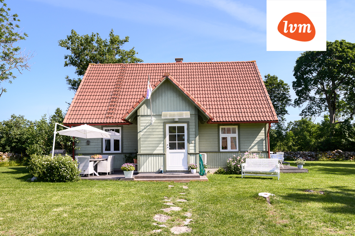 PILDID: Saaremaal müüakse imetabast suvekodu, millel silm lausa puhkab!